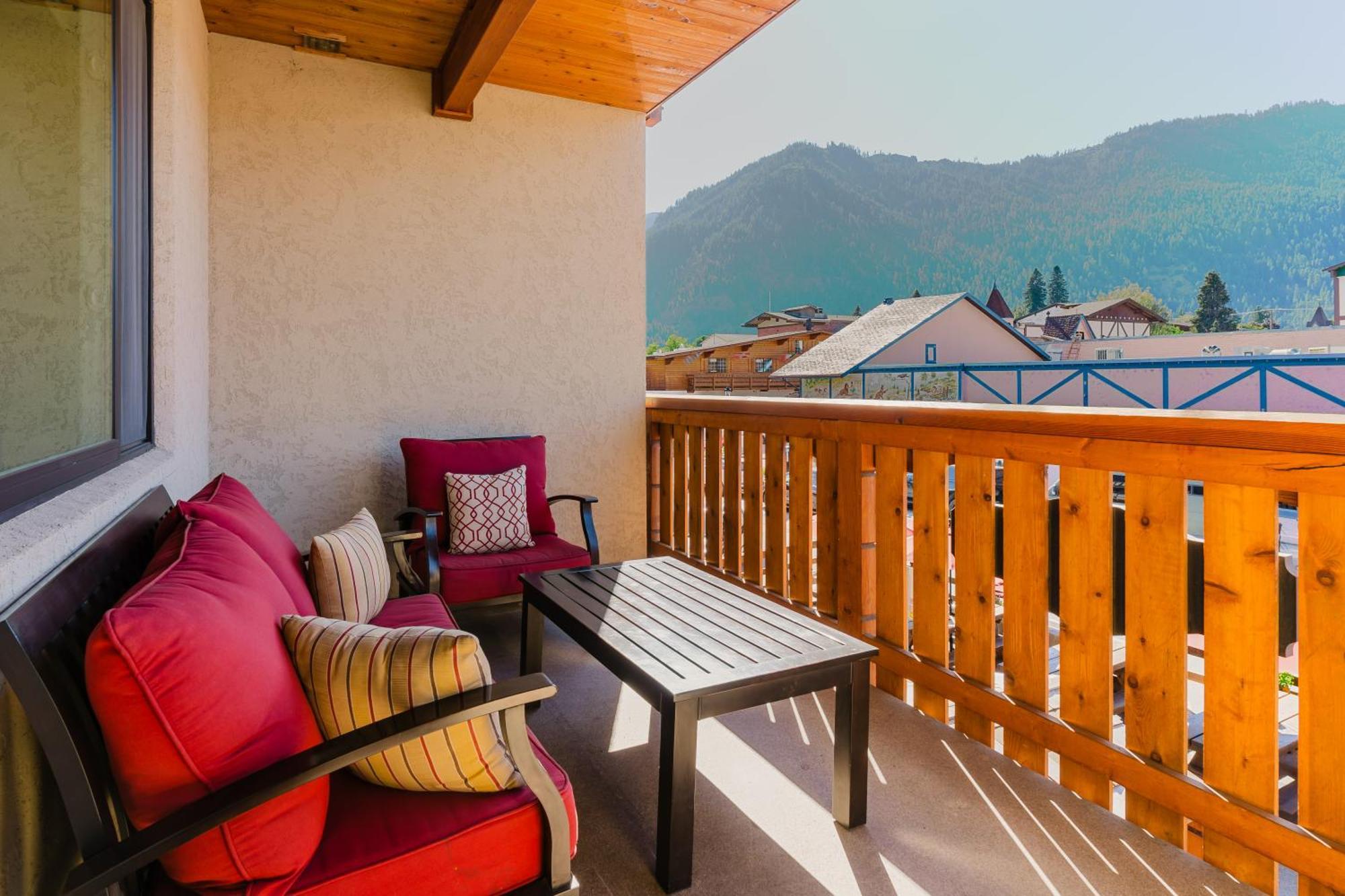 Obertal Inn Leavenworth Exterior photo